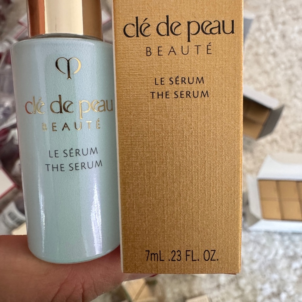 le Serum for Radiant Skin retail $52 value